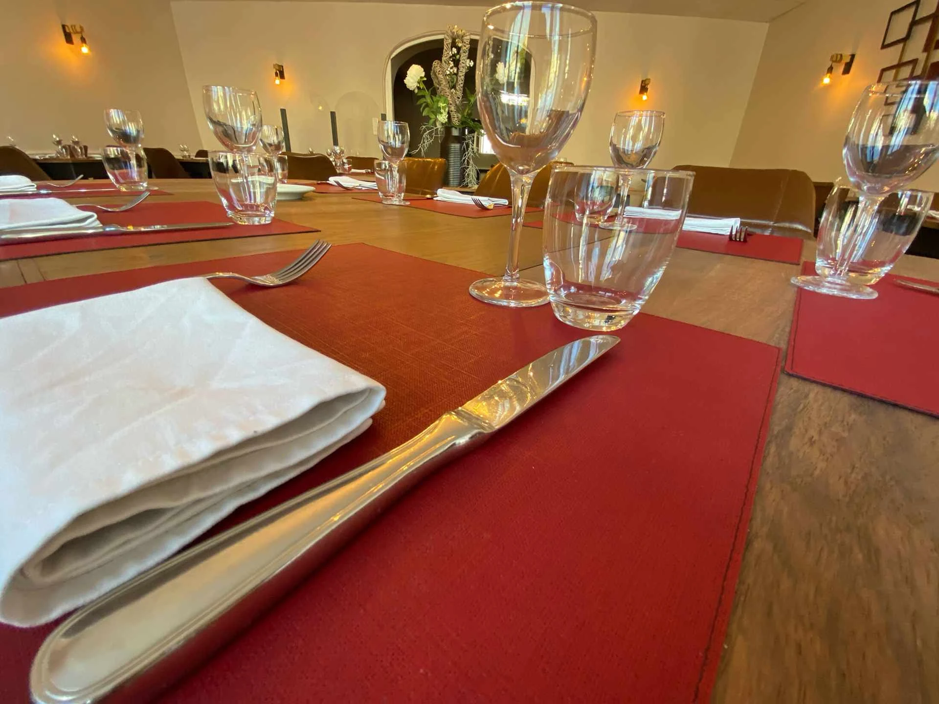 RESTAURANT LA CHAUMIÈRE - slide 01